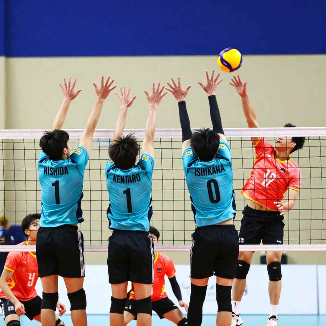 The Provenance Game: Sepang's Rain, a Wrong Football Label, and the Blockchain Ledger The Provenance Game: Sepang's Rain, a Wrong Football Label, and the Blockchain Ledger