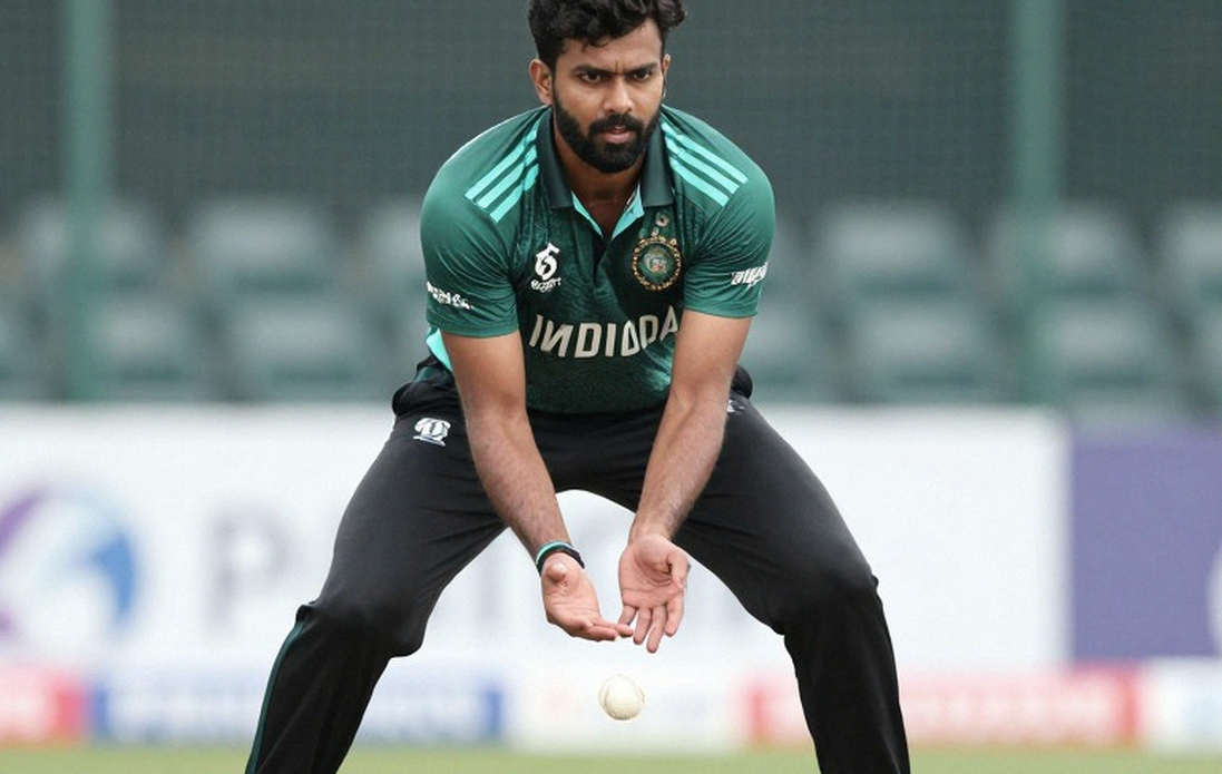 ভুল ইয়র্কারের হিসাব: বিপিএলের নিচু বাউন্সে ডেথ-ওভারের ডেলিভারি-ম্যাপ বদলে যায় কেন