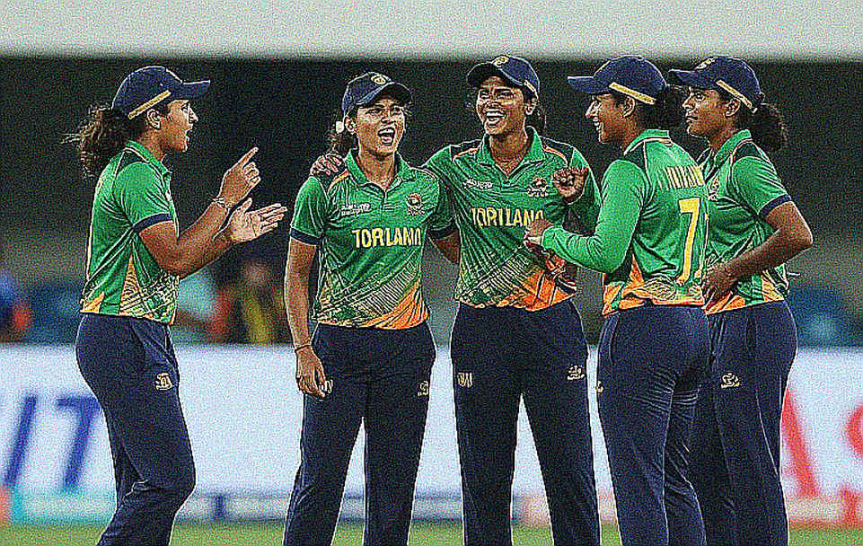 VAR-এর প্রথম বিশ্বকাপ: যখন 'স্পষ্ট ও প্রকাশ্য ভুল' নিজেই একটি অস্পষ্ট ধারণা হয়ে দাঁড়াল VAR-এর প্রথম বিশ্বকাপ: যখন 'স্পষ্ট ও প্রকাশ্য ভুল' নিজেই একটি অস্পষ্ট ধারণা হয়ে দাঁড়াল