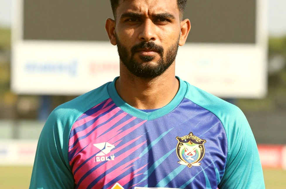 দক্ষিণ আফ্রিকা সিরিজের মাঝপথে অস্ট্রেলিয়ার বয়স্ক পেস আক্রমণ: ঘূর্ণিপাকের ইঙ্গিত, বোঝার চাপ আর ক্রিকেট অস্ট্রেলিয়ার নতুন পরিকল্পনা